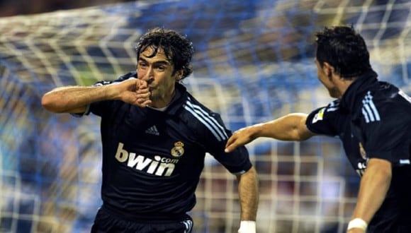 Raúl González marcó su último tanto con el Madrid con un esguince en el tobillo izquierdo. (Getty)