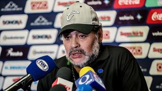 ¡Nadie lo sabía! Médico de Maradona reveló el porqué de sus balbuceos ante cámaras