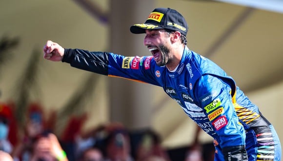Daniel Ricciardo salió victorioso de un Gran Premio de Italia que será muy recordado en la historia de la Fórmula 1. (Foto: EFE)