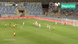 ¡De su propia medicina! El golazo de tiro libre de Cifuentes para adelantar a Ecuador ante Argentina [VIDEO]