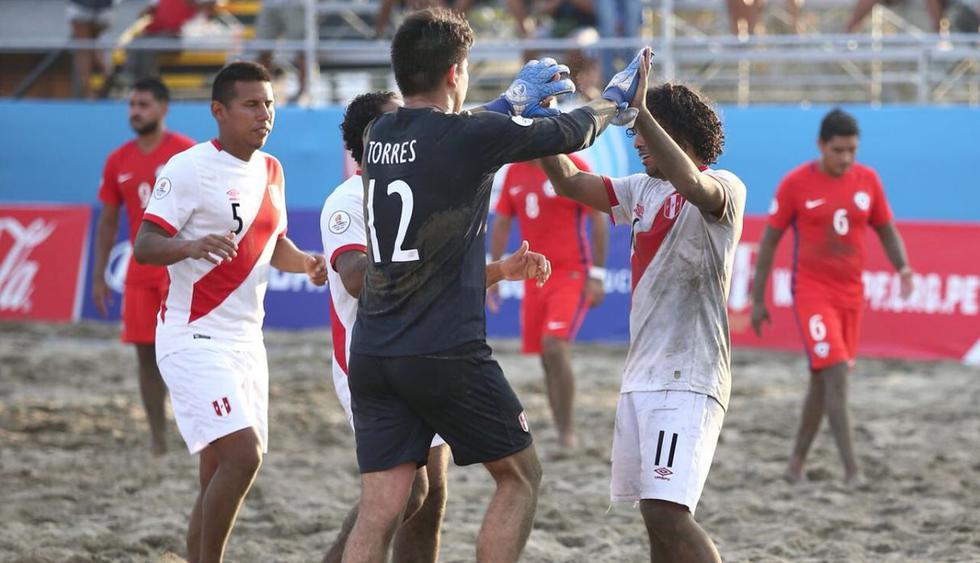 Perú venció a Chile en su último encuentro de la Copa América de Fútbol Playa. (FPF)