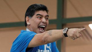 Maradona se supera: "Es increíble que no sea opción para dirigir a Argentina"