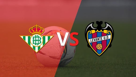 Betis golea a Levante en el estadio Benito Villamarín