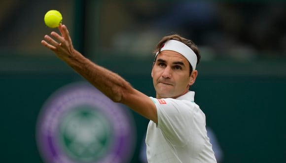 Roger Federer no logra salir de su lesión en la rodilla. (Foto: AP)