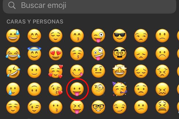The emoji known as Face with Tongue is found in the section for faces and people on the WhatsApp emoticon keyboard.  (Photo: MAG)