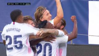 El ’10′ clásico: golazo de Luka Modric para el 3-1 del Real Madrid vs. Barcelona por LaLiga Santander [VIDEO]