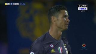 Todavía no: la genial atajada que le ahogó el grito de gol a Cristiano Ronaldo ante Frosinone