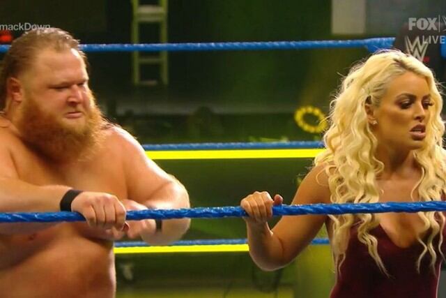 Otis y Mandy Rose hicieron correr a Dolph Ziggler y a Sonya Deville. (Foto: WWE)