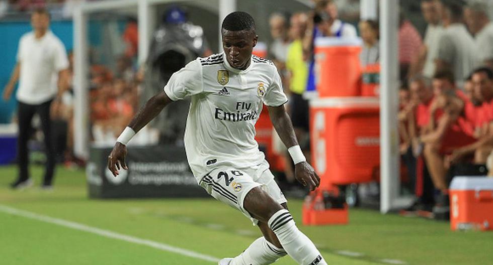 Real Madrid: Vinicius Junior tuvo que ser agarrado del cuello por Shaw