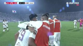 ¡Qué tal arranque! Gol de Flores para el 1-0 de Universitario vs. Alianza Lima