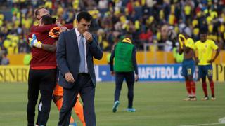 Técnico de Ecuador con las horas contadas tras derrota ante Perú en Quito