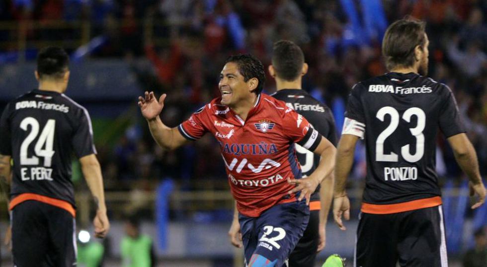 Jorge Wilsterman venció 3-0 a River Plate en Cochabamba (Foto: AP)