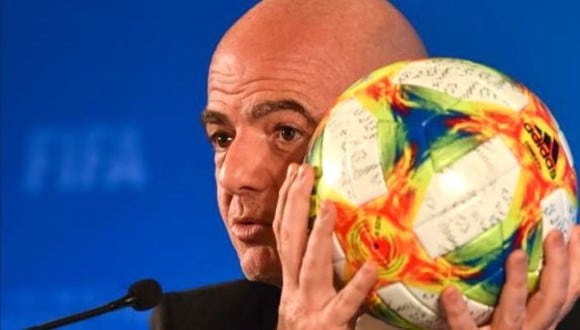 La FIFA insiste con su plan de celebrar la Copa del Mundo cada dos años. (Foto: AFP)