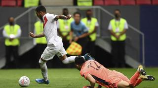 Faltó precisión: Sergio Peña se perdió el 1-0 de Perú vs. Colombia [VIDEO]