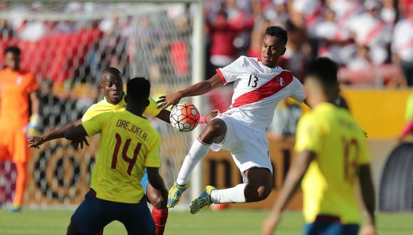 La selección peruana ganó 2-1 en el último encuentro entre ambos jugado en Quito. Fue en septiembre del 2017. (Foto: AFP)