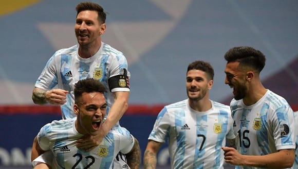 De la mano de Lionel Messi, Argentina jugará una nueva final. Esta vez ante el favorito y vigente campeón Brasil. | Foto: AFP