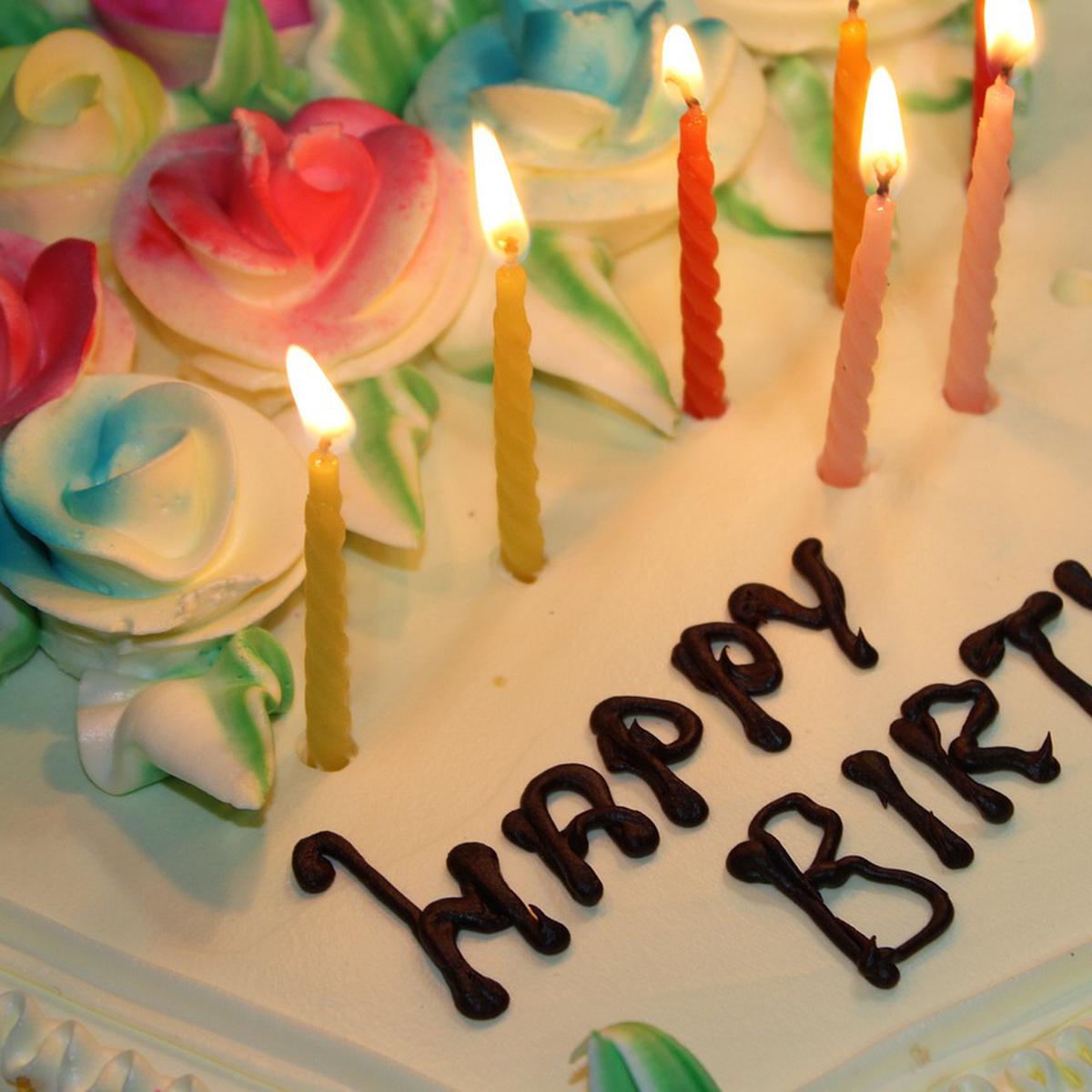 ▷ Frases de cumpleaños: mensajes e imágenes para felicitar a alguien en su  día, RESPUESTAS