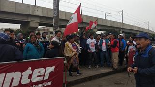 Perú vs. Colombia: 'hinchas' de la bicolor protestaron en la Videna por venta de entradas por internet