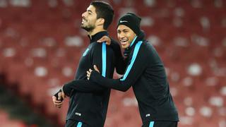 Neymar le jugó una pesada broma a Luis Suárez en partido del Barcelona