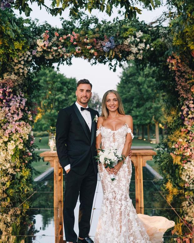 El matrimonio de Nicolás Tagliafico y su esposa se dio en el primer aniversario de bodas de la pareja (Foto: Carolina Calvagni / Instagram)