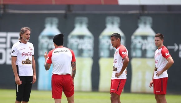 El once que ensayó Ricardo Gareca para el Perú vs. Paraguay. (Foto: FPF)