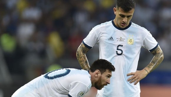 Para la próxima fecha doble de Eliminatorias, Argentina podría jugar sin futbolistas de las ligas europeas. (Foto: AFP)