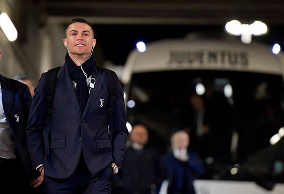 Cristiano Ronaldo dejó Italia tras el duelo ante Roma por el accidente que sufrió su madre. (Getty)