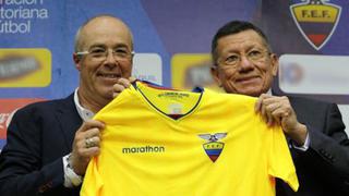 ¿Complicaciones para Perú? Jorge Célico anunció que dará prioridad a jugadores de la liga local de Ecuador