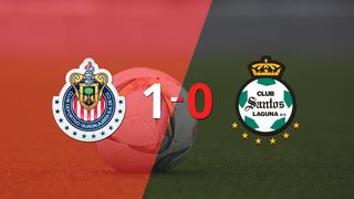 Con lo justo, Chivas venció a Santos Laguna 1 a 0 en el estadio Akron