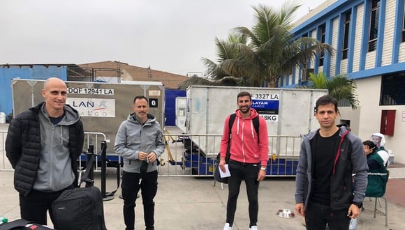 Diego Guastavino, Pablo Peirano y parte del comando técnico llegó a la capital esta mañana desde Montevideo. (Foto: Difusión)