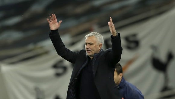 En Inglaterra hablan del posible reemplazante de José Mourinho en el banquillo de Tottenham. (Foto: AP)
