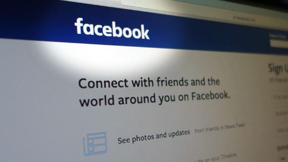 Zuckerberg promete mayor privacidad y seguridad en Facebook. (AFP)