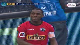 Alianza Lima vs. Juan Aurich: blooper de Vílchez casi termina en gol de Tejada