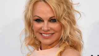 El testimonio de Pamela Anderson sobre el abuso sexual que sufrió a los 12 años 
