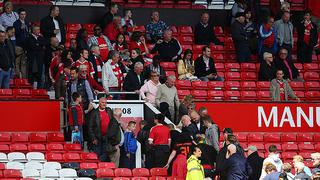 Manchester United: choque con Bournemouth suspendido por paquete sospechoso