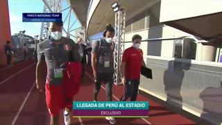Llegada de la selección peruana al Estadio Olímpico Pedro Ludovico