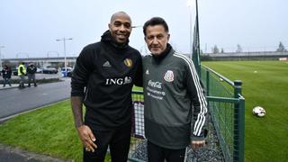 Una visita de lujo: Thierry Henry asistió a práctica de México previo a amistoso ante Bélgica