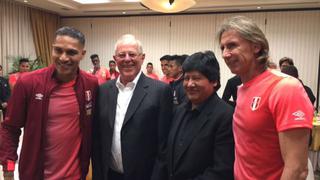 Con buen humor y baile incluido: PPK visitó a Perú antes del duelo ante Ecuador