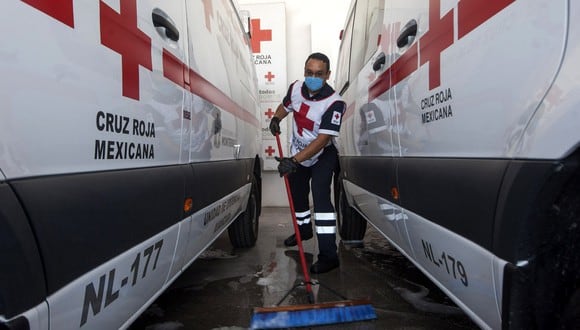Un grupo de enfermeros denunció que están siendo extorsionados de manera virtual. (Foto referencial: AFP/Julio Cesar AGUILAR)