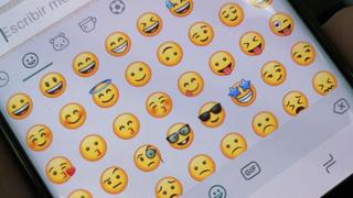 ¿Usas el emoji de la carita guiñando el ojo en WhatsApp? Este es su verdadero significado