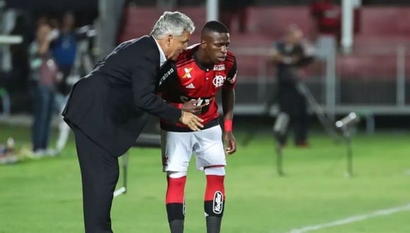 Vinicius Junior y Reinaldo Rueda fueron parte de Flamengo en la temproada 2017. (Foto: AFP)