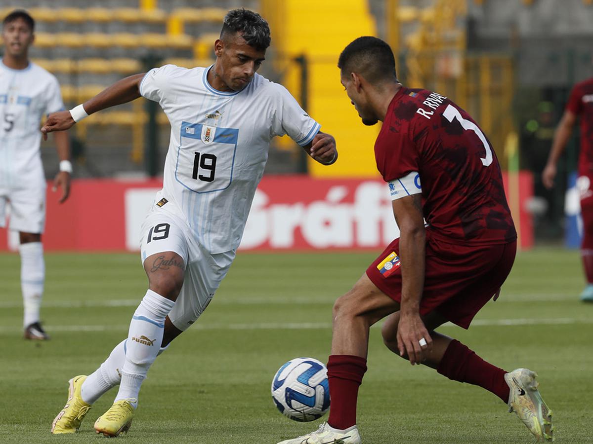 Uruguay derrota a Venezuela 5-4 por el Sudamericano de Fútbol Playa -  CONMEBOL