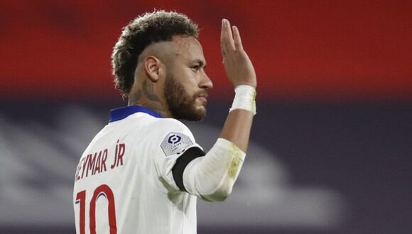 Neymar se despidió del cantante brasileño Mc Kevin. (Foto: Reuters)