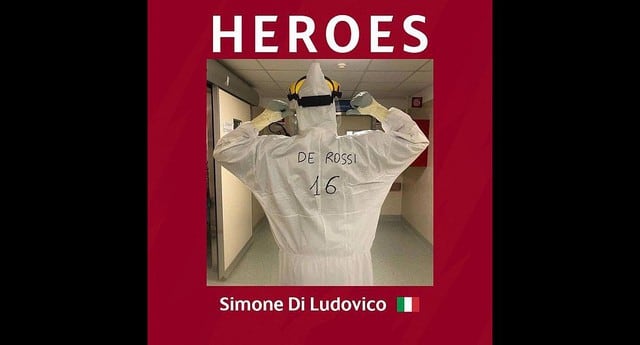 El homenaje del personal de salud a los futbolistas. (Foto: Twitter)