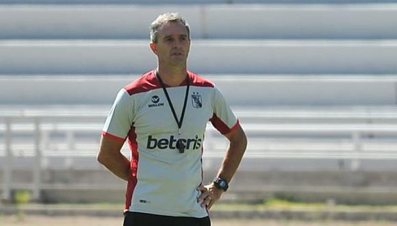 Pablo Lavallén es entrenador de Melgar desde julio del 2022. (Foto: FBC Melgar)