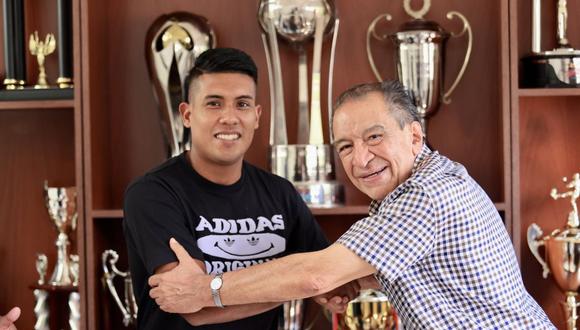 Raziel García fue oficializado por Deportes Tolima (Foto: prensa CDT)