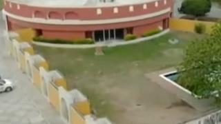 Video aéreo del motel Nueva Catilla muestra el muro que tuvo que trepar Debanhi 
