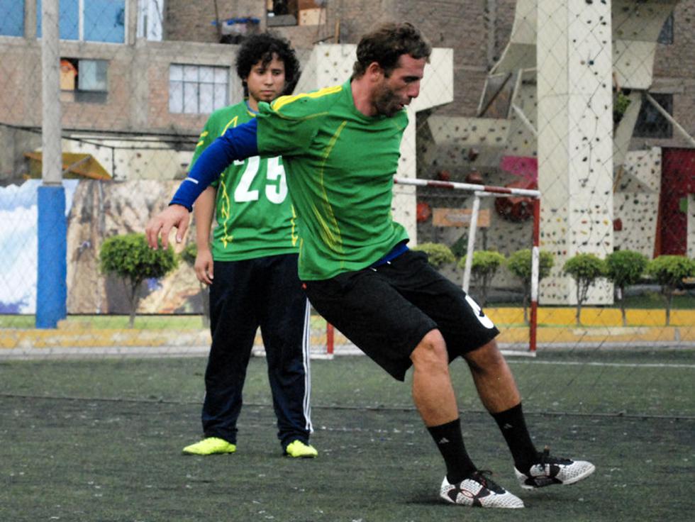 La nueva pasión de Juan Diego Gonzales Vigil: el fútbol americano. (Fotos: Raptors - American Football Club)
