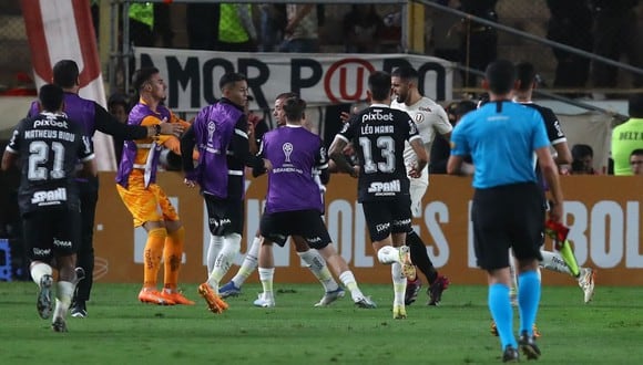 Universitario vs. Corinthians en partido por Copa Sudamericana 2023. (Foto: Leonardo Fernández / @photo.gec)