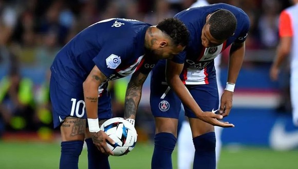 Neymar y Mbappé discutieron por un penal en el partido ante Montpellier. (Foto: EFE)
